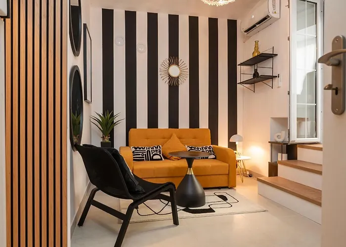 M&M Apartment
